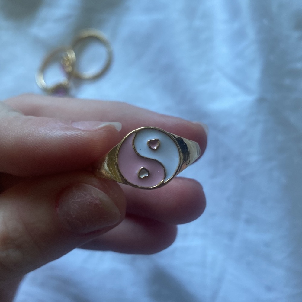4 piece ring set - Picture 5 of 5